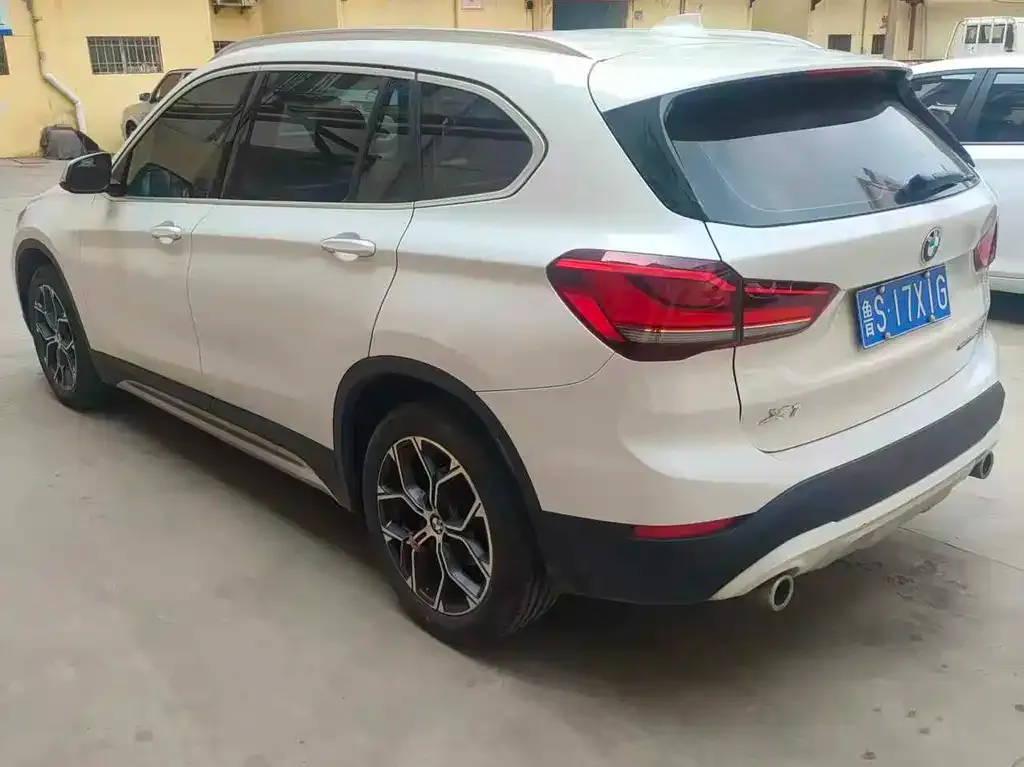 BMW X1 2022 из CN, фото 3