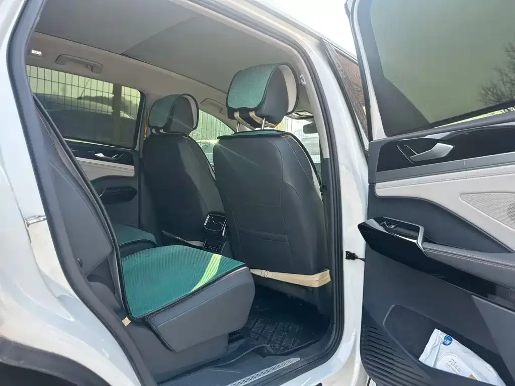 Volkswagen ID.6 Crozz 2022 из CN, фото 8