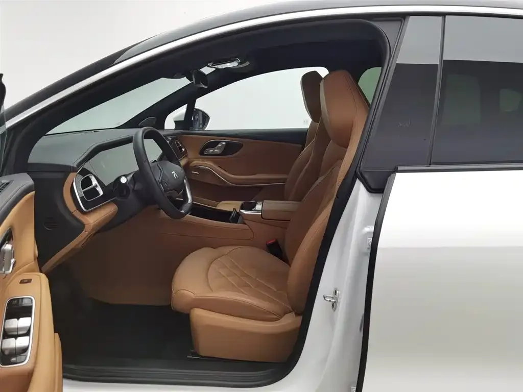 Roewe Feifan R7 2024 из CN, фото 3