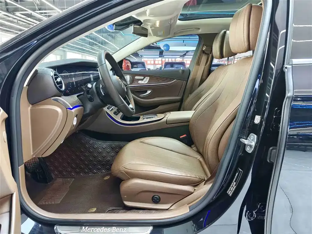 Mercedes-Benz E-Class 2022 из CN, фото 4