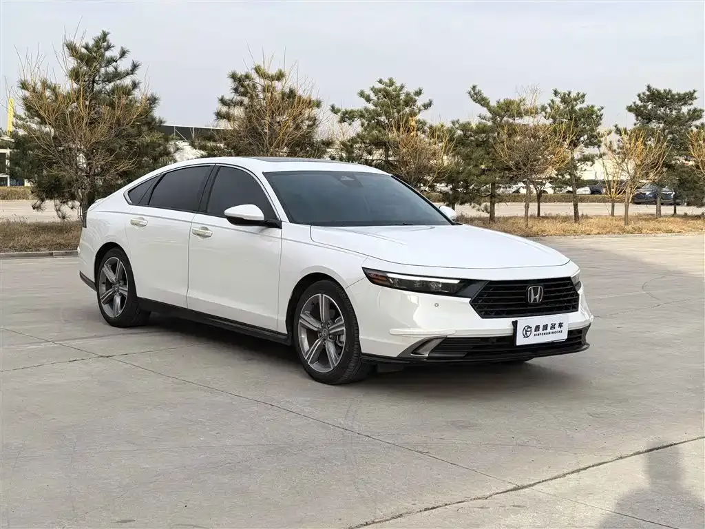 Honda Accord — фото 6