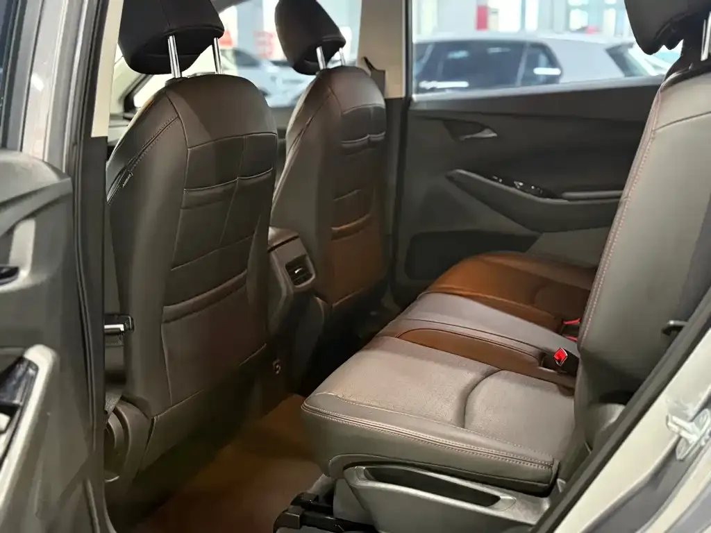 Chevrolet Volando 2023 из CN, фото 3