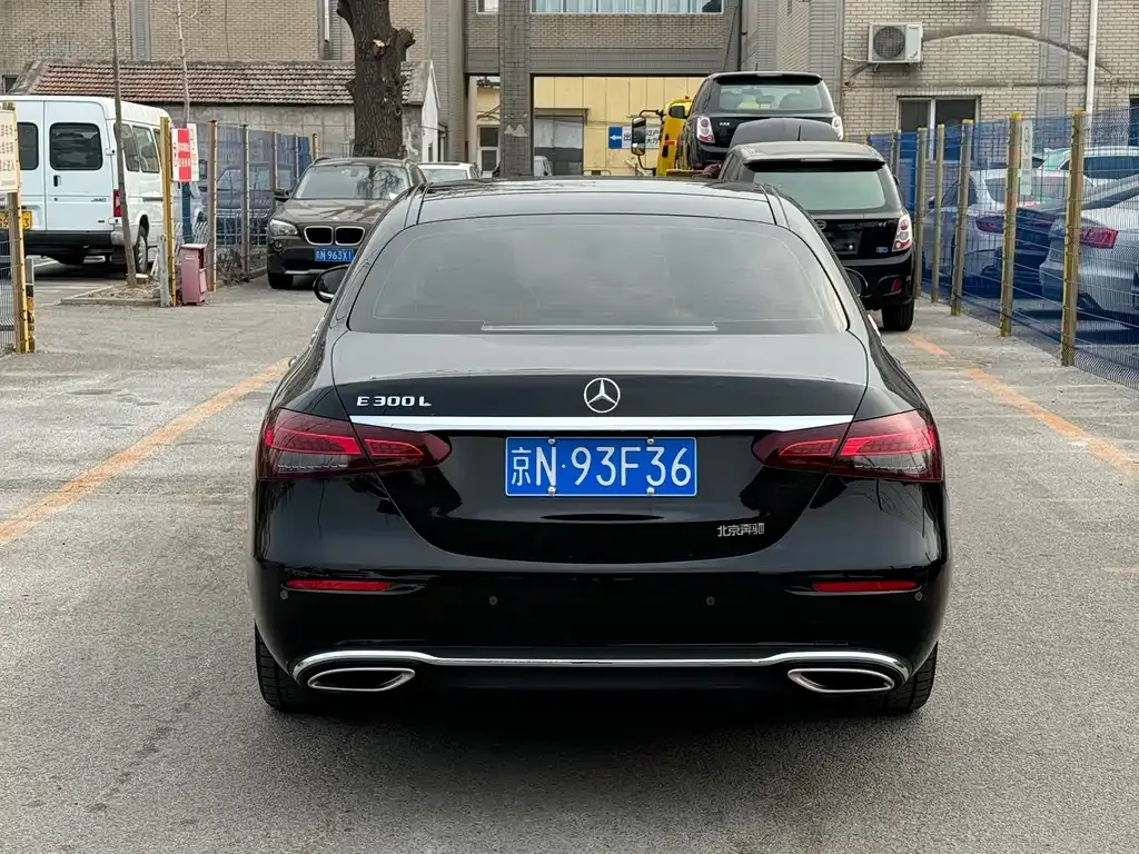 Mercedes-Benz E-Class 2022 из CN, фото 4