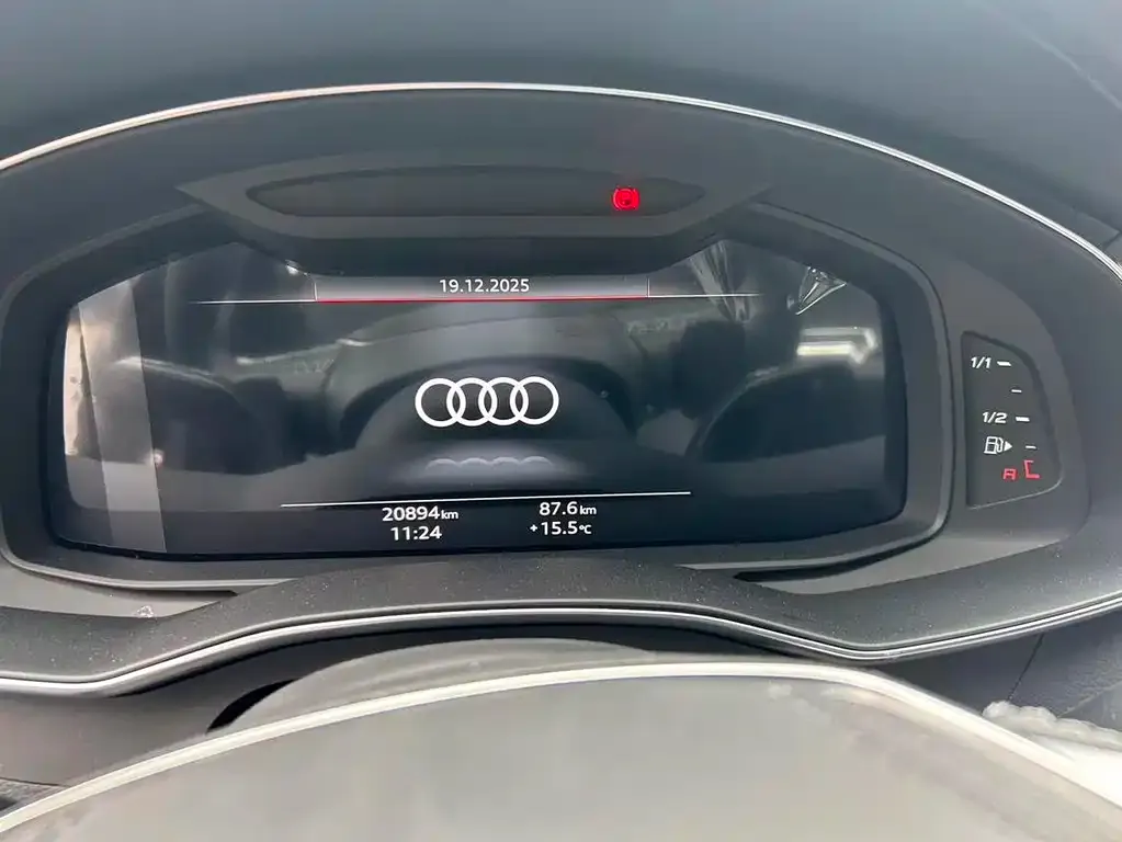 Audi A6L 2024 из CN, фото 2