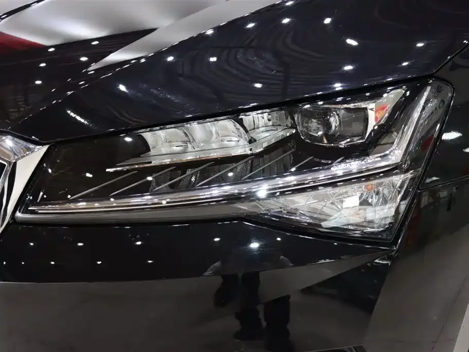 Skoda Superb 2024 из CN, фото 9