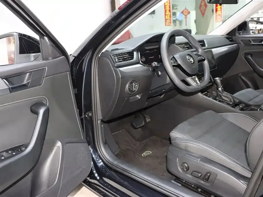 Skoda Superb 2024 из CN, фото 8