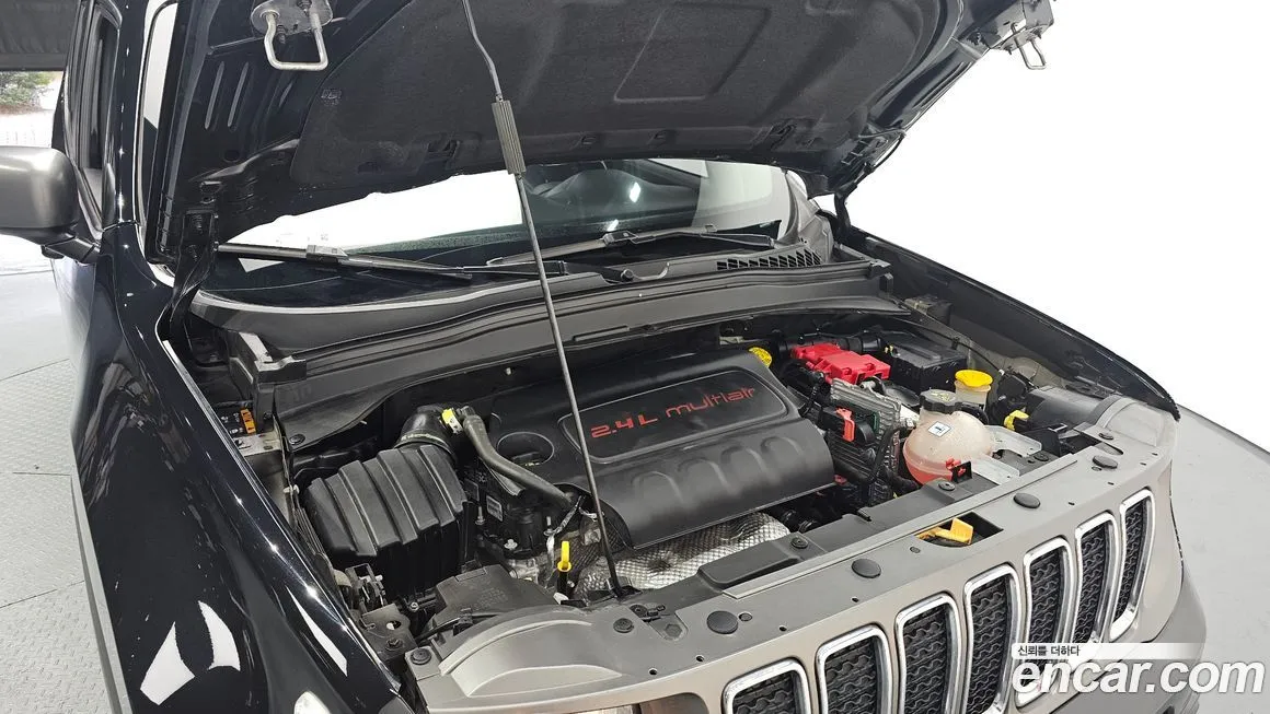 Jeep Renegade 2021 из KR, фото 10