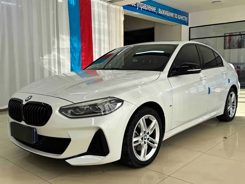 BMW 1 Series — фото 1