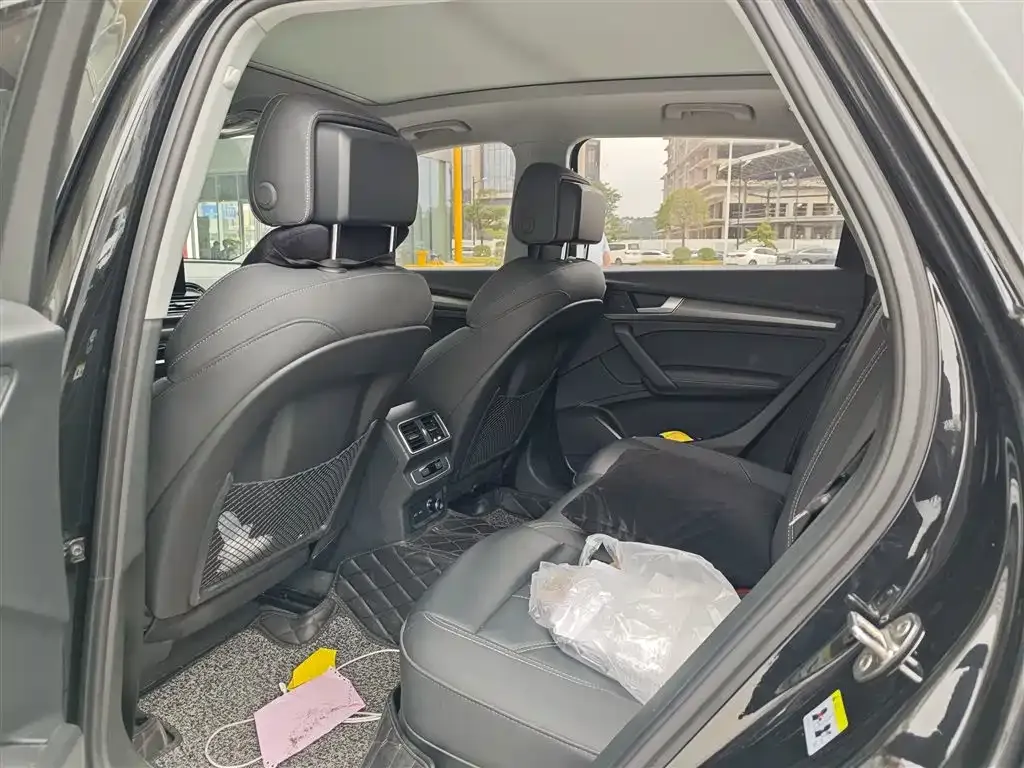 Audi Q5L 2022 из CN, фото 7