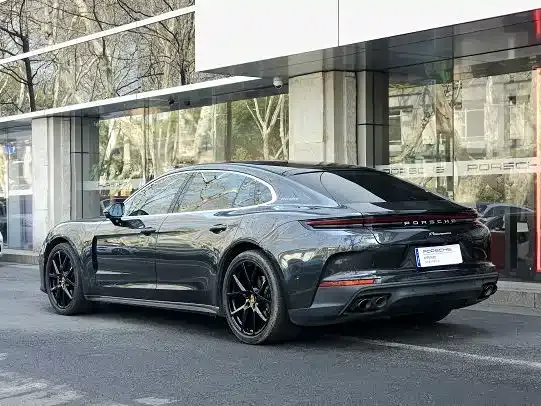 Porsche Panamera — фото 6