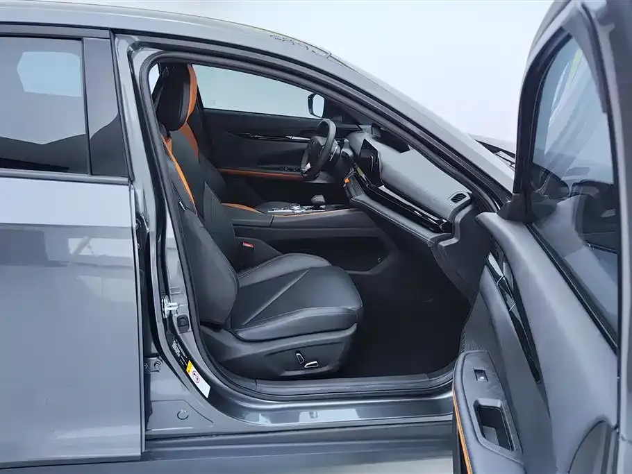 Changan UNI-V 2022 из CN, фото 3