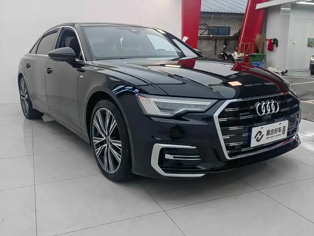 Audi A6L — фото 6
