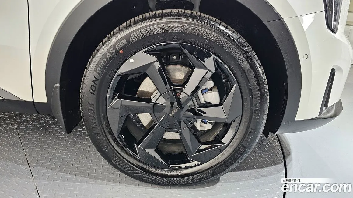 Kia Sorento — фото 7