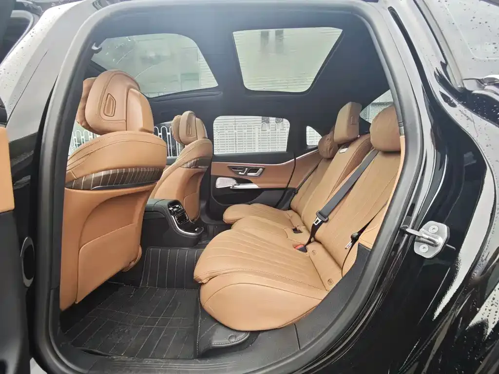 Mercedes-Benz E-Class 2024 из CN, фото 9