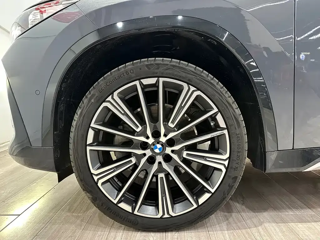 BMW X1 — фото 10