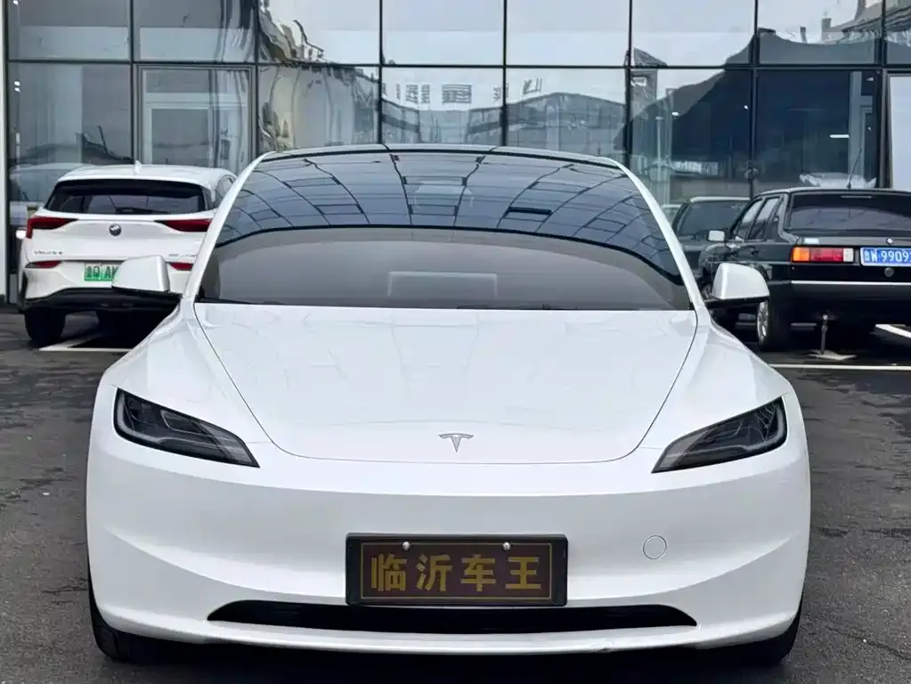 Tesla Model 3 2025 из CN, фото 5
