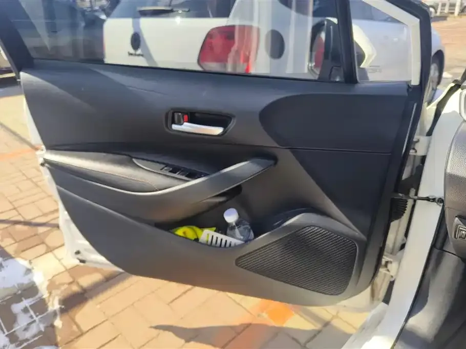 Toyota Corolla 2023 из CN, фото 4