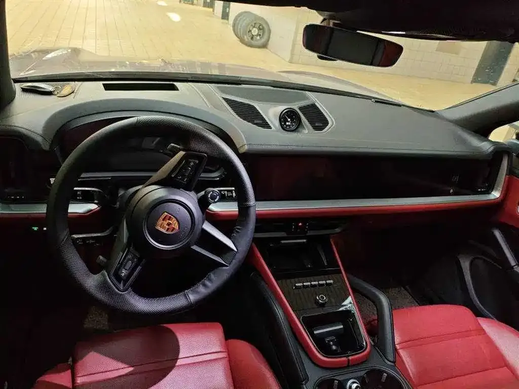 Porsche Cayenne Hybrid 2024 из CN, фото 6
