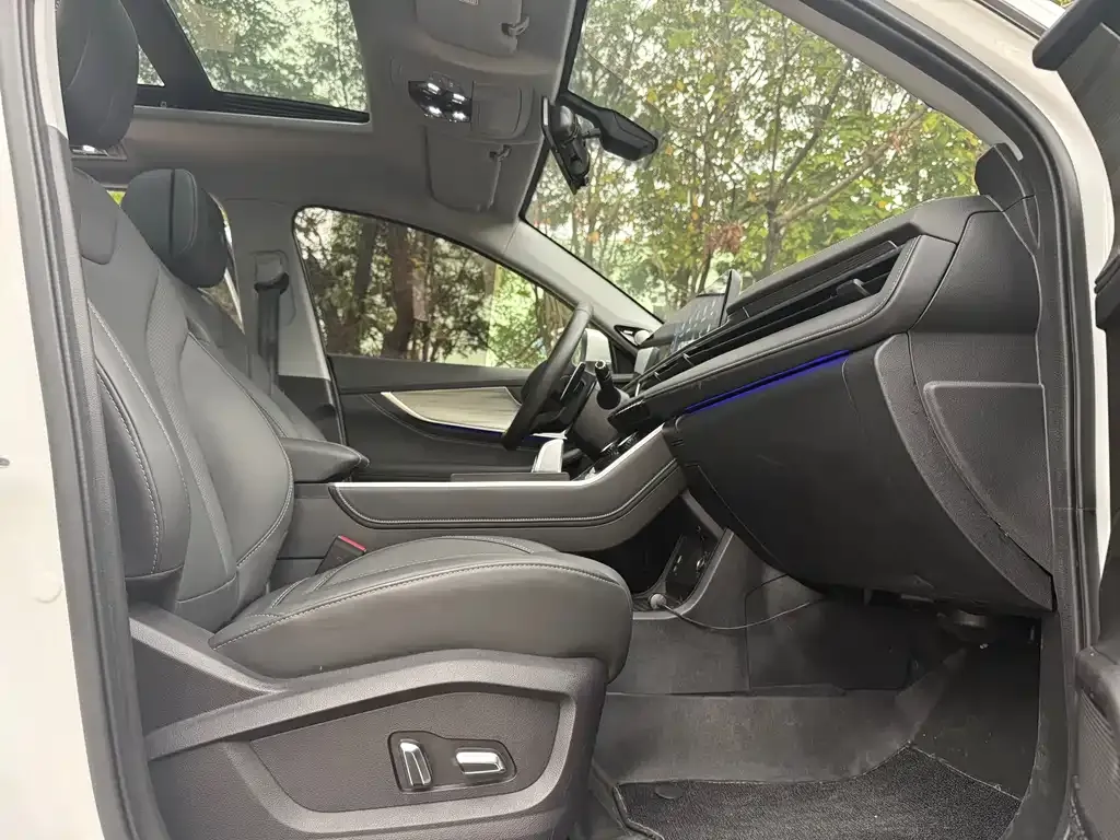 Chery Tiggo 8 2023 из CN, фото 5