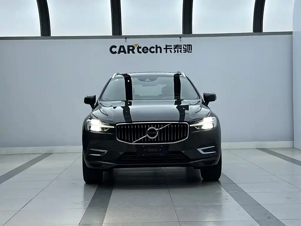 Volvo XC60 — фото 2
