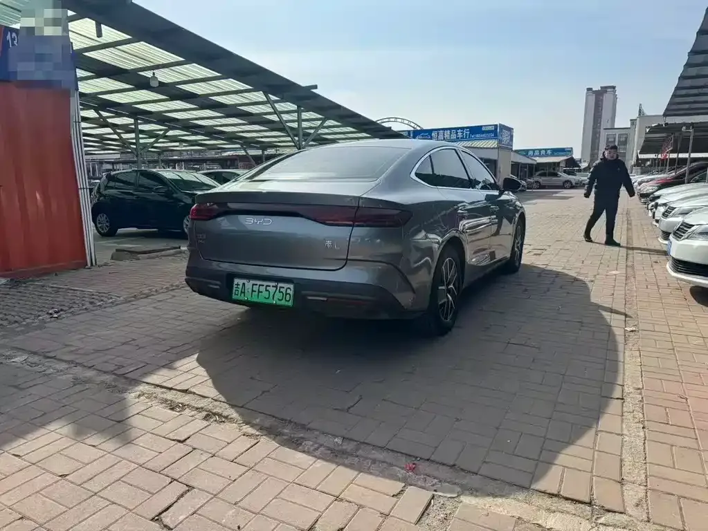 BYD Qin L — фото 6