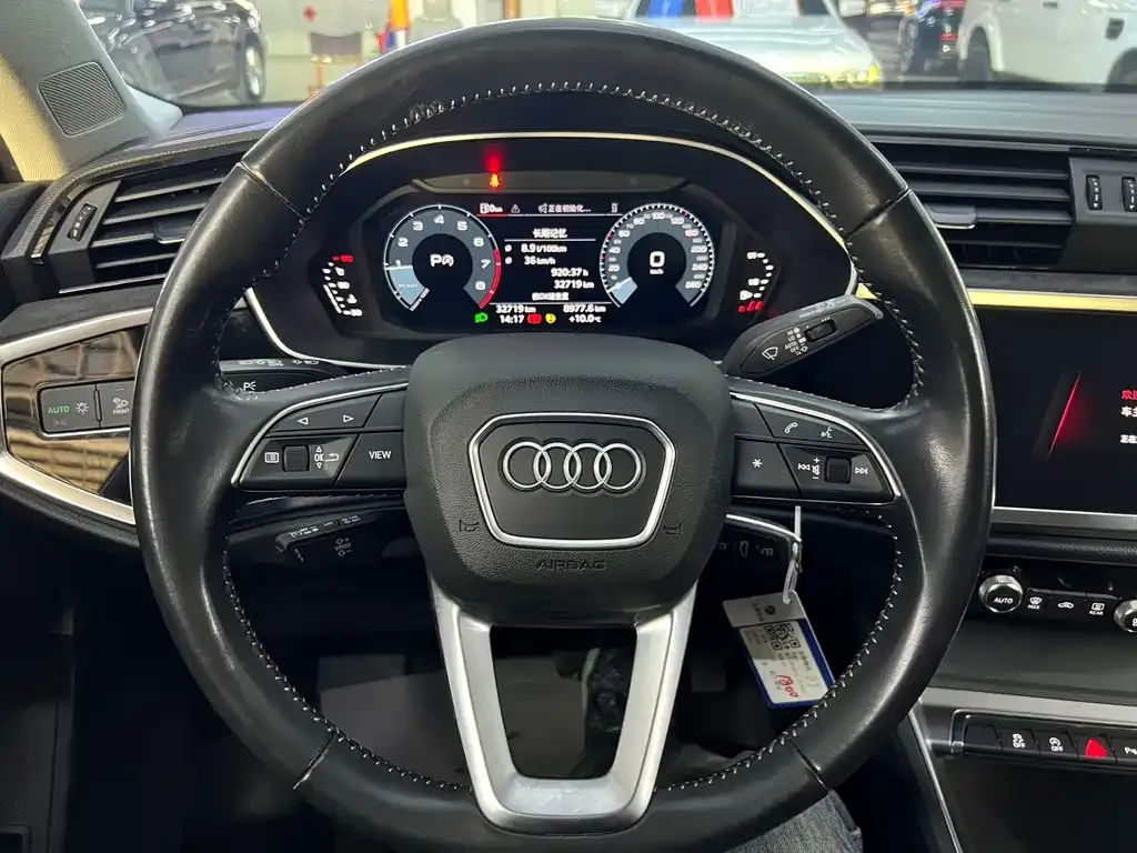 Audi Q3 2022 из CN, фото 3