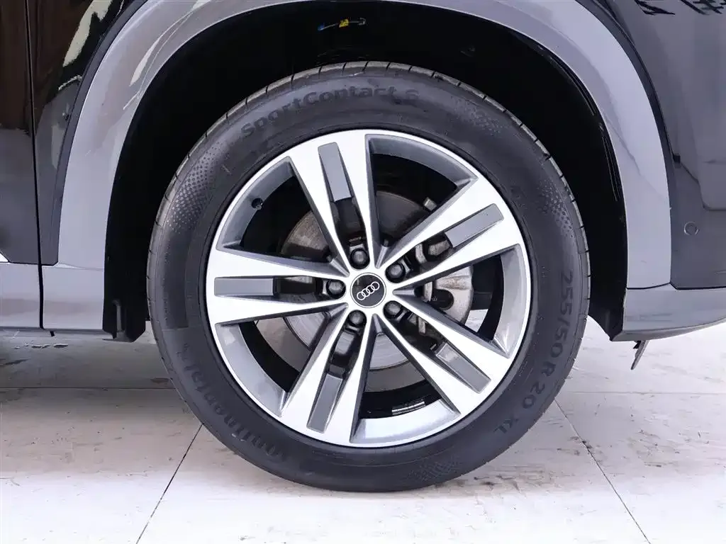 Audi Q6 2022 из CN, фото 10