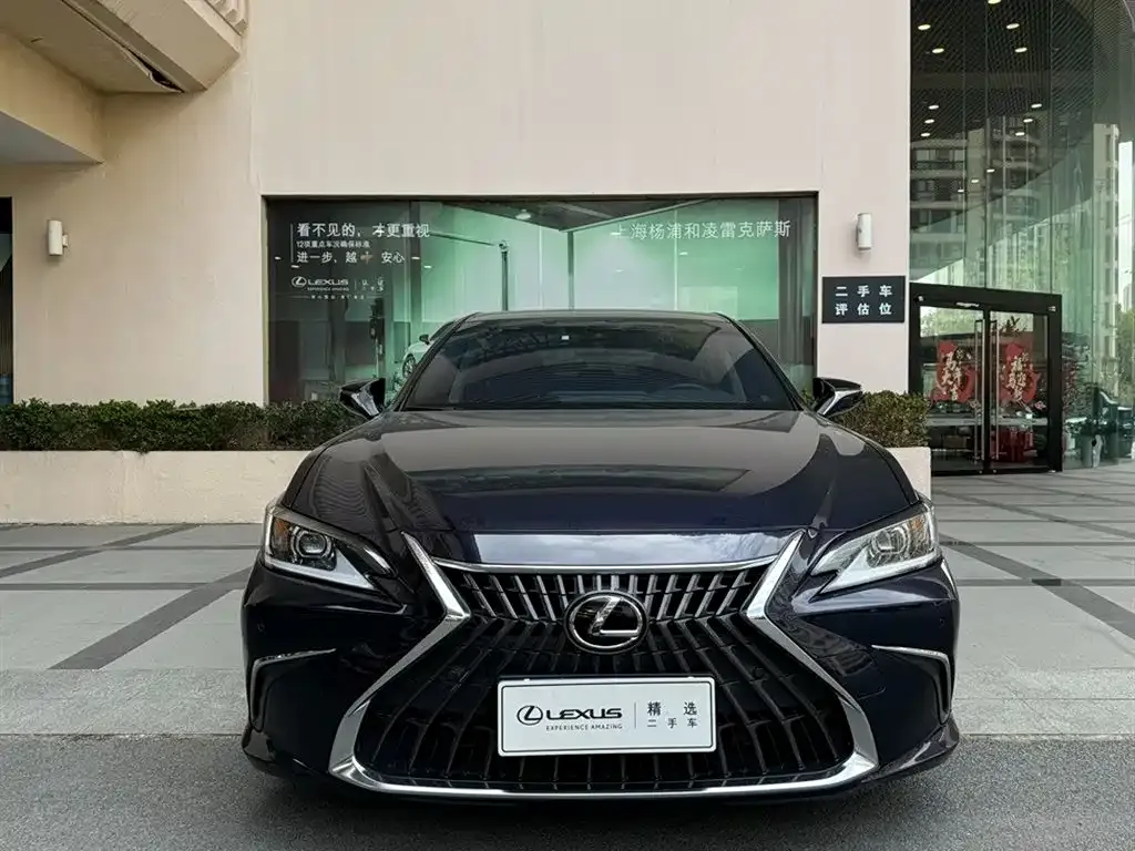 Lexus ES — фото 5
