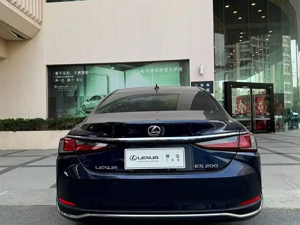Lexus ES — фото 4