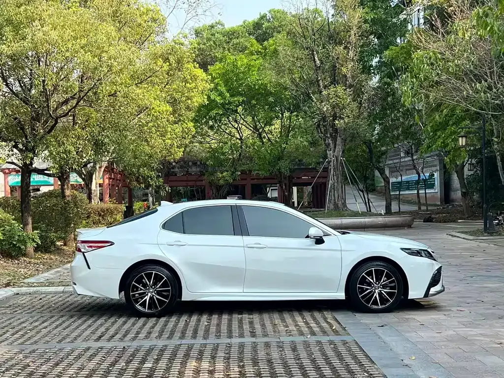 Toyota Camry 2022 из CN, фото 7