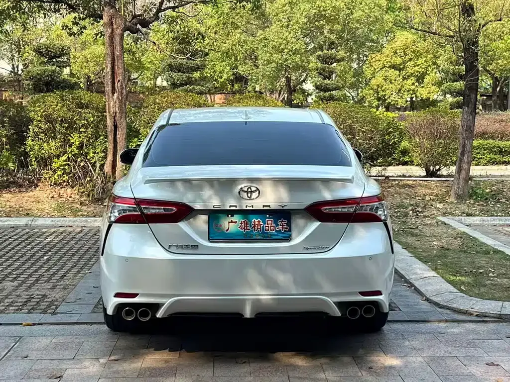 Toyota Camry 2022 из CN, фото 9