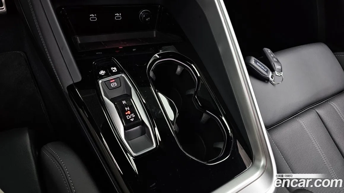 Audi Q5 2025 из KR, фото 6