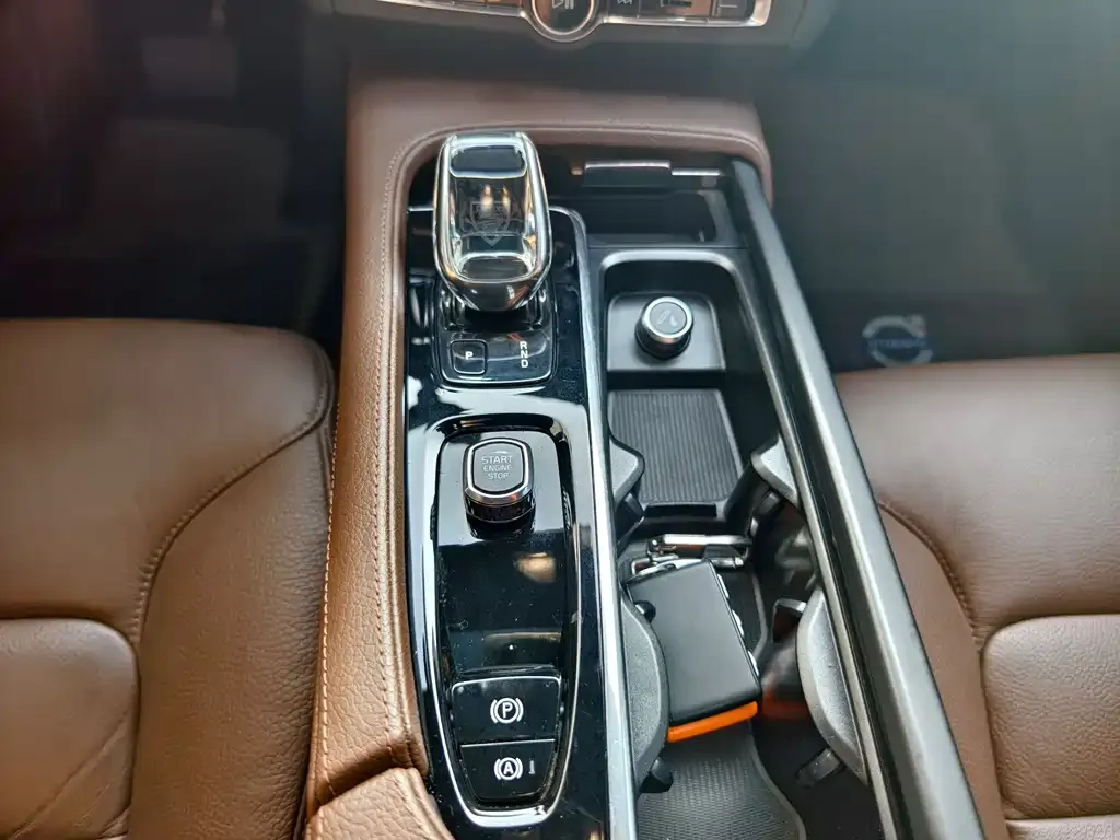 Volvo S90 2022 из CN, фото 4