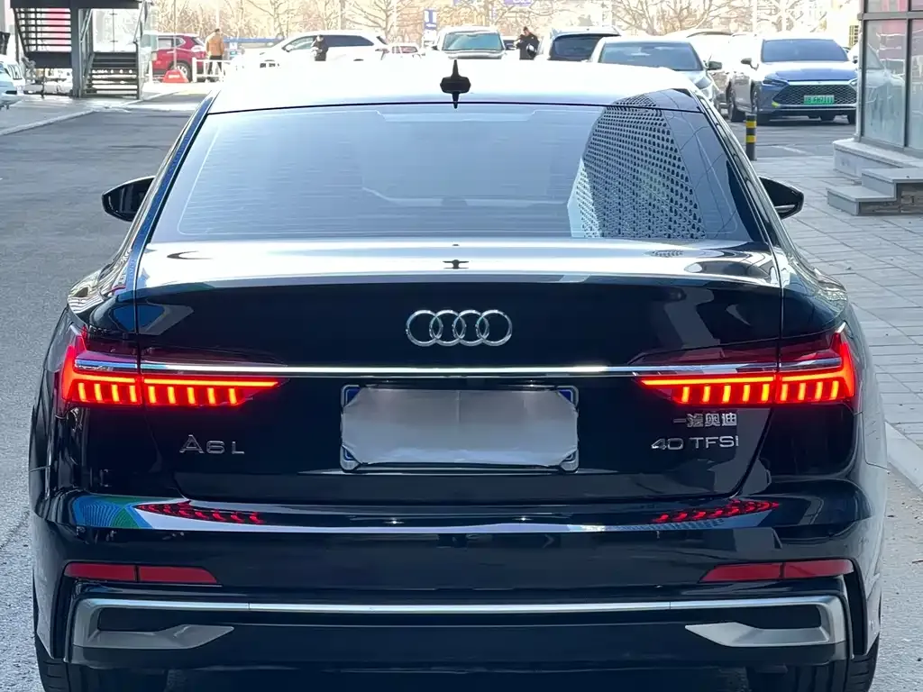 Audi A6L 2024 из CN, фото 6