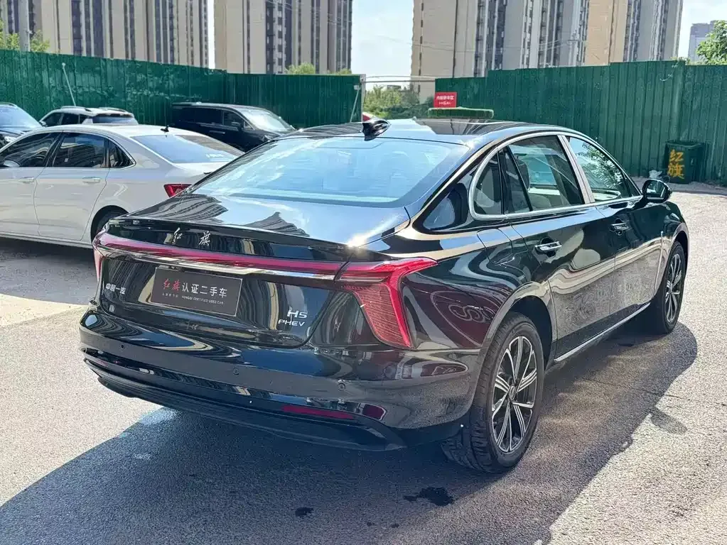 Hongqi H5 PHEV 2025 из CN, фото 9
