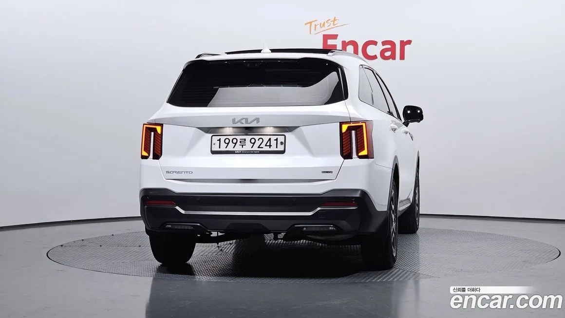 Kia Sorento — фото 3