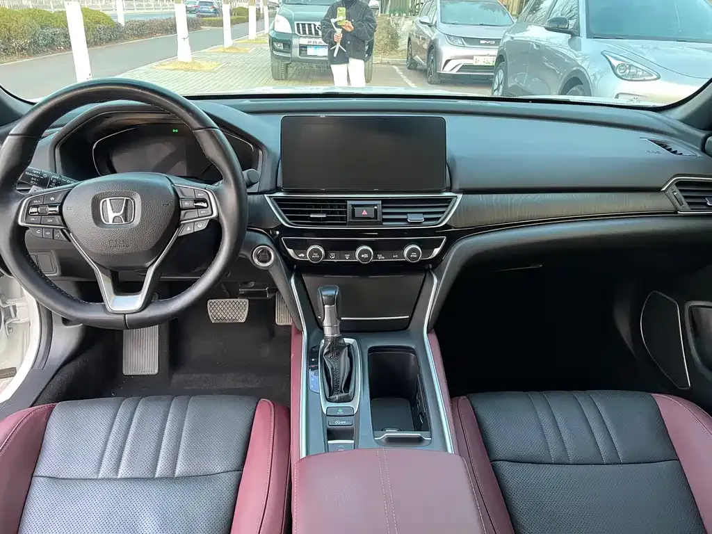 Honda Inspire 2023 из CN, фото 3