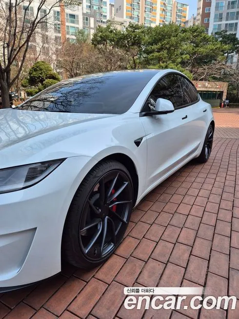 Tesla Model 3 2025 из KR, фото 10