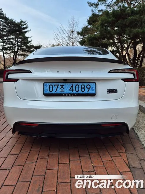 Tesla Model 3 2025 из KR, фото 4