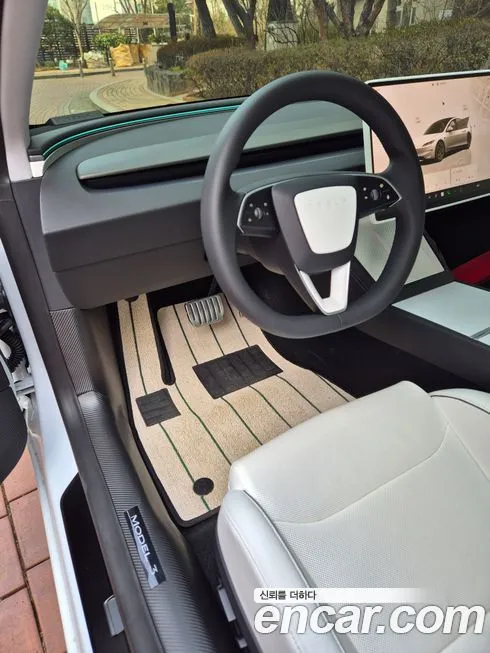 Tesla Model 3 2025 из KR, фото 2