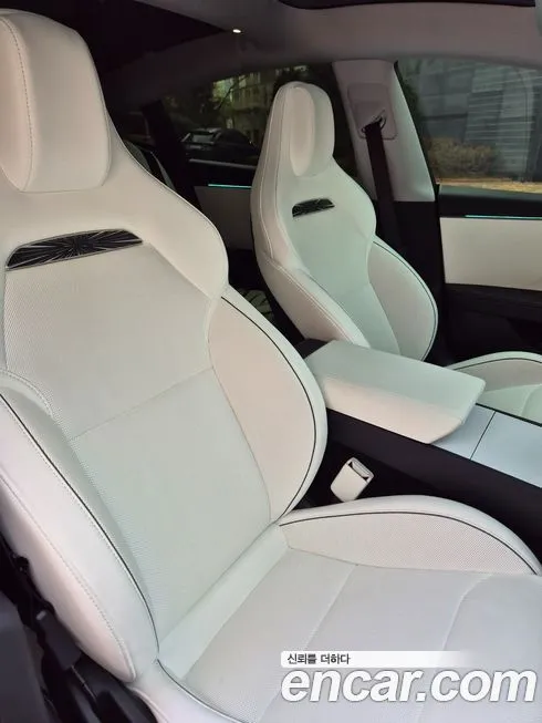 Tesla Model 3 2025 из KR, фото 5