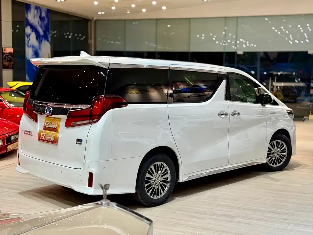 Toyota Alphard 2025 из CN, фото 9