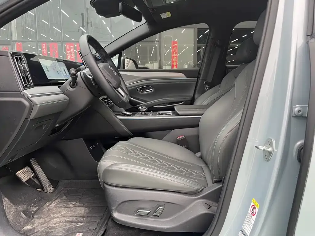 BYD L DM-i 2025 из CN, фото 9