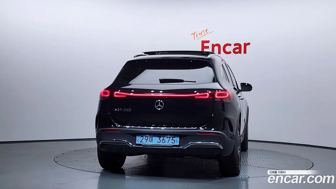 Mercedes-Benz EQA 2022 из KR, фото 3