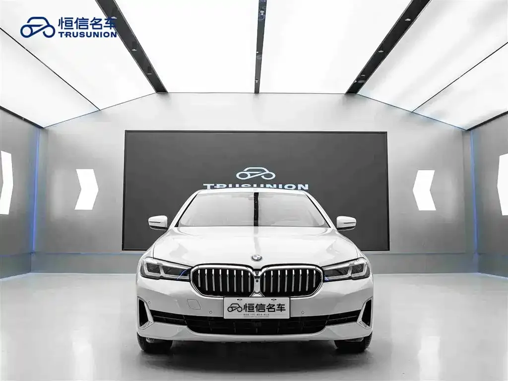 BMW 5 Series — фото 2