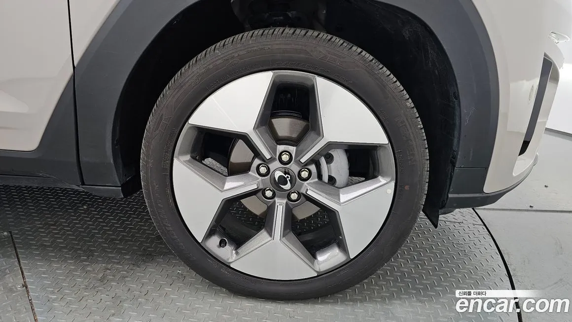 KG Mobility (Ssangyong) Torres 2024 из KR, фото 4