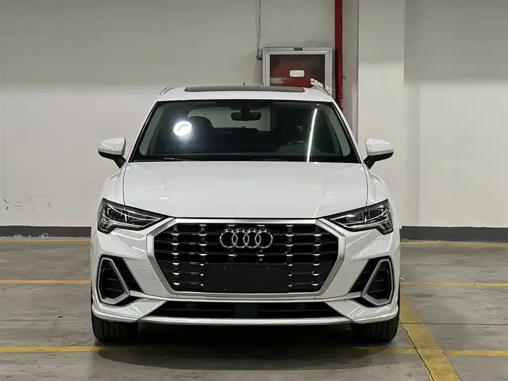 Audi Q3 2022 из CN, фото 5