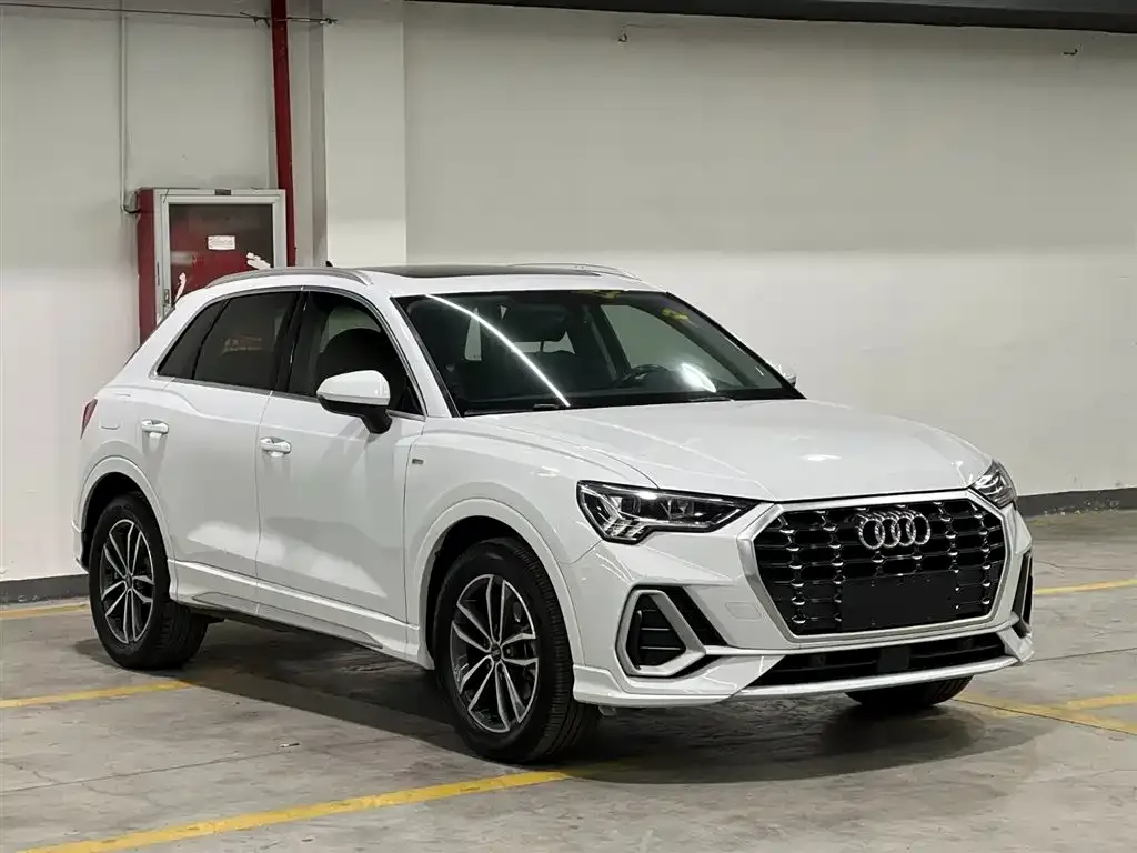 Audi Q3 2022 из CN, фото 3