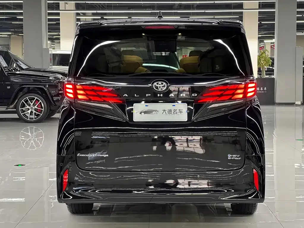 Toyota Alphard 2024 из CN, фото 10