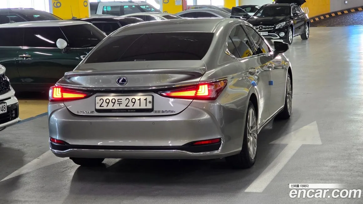 Lexus ES 2021 из KR, фото 3